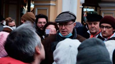 Валерий Соловей - Соловья задержали у «Гостиного двора» в Санкт-Петербурге, и он переночевал в отделение полиции - apral.ru - Санкт-Петербург - Белоруссия