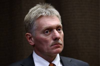 Дмитрий Песков - Самюэль Пати - Песков: Кремль осуждает теракт выходца из Чечни, убившего французского учителя - etokavkaz.ru - респ. Чечня