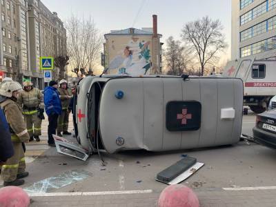 В центре Рязани перевернулся автомобиль скорой помощи - 7info.ru - Рязань