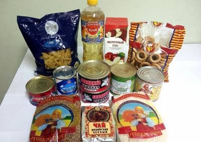 Рязанским школьникам-льготникам выдали продуктовые наборы - ya62.ru - Рязань