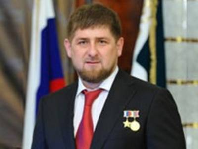Абдулах Анзоров - «Для всего исламского мира он герой»: чиновник объяснил массовость похорон чеченского юноши, отрезавшего голову учителю - rosbalt.ru - респ. Чечня