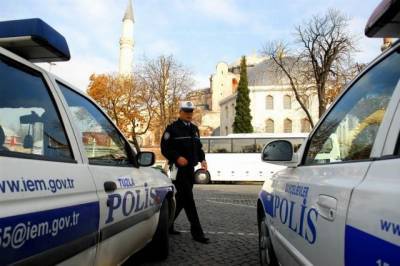 Тайип Эрдоган - Фетхуллаха Гюлена - Турецкие правоохранители задержали около 200 человек по делу о путче - aif.ru - Турция - Измир