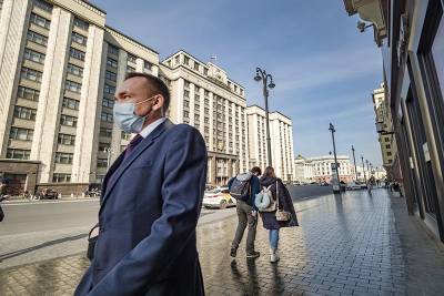 Сенаторов и депутатов с двойным гражданством разрешили лишать полномочий - tvc.ru