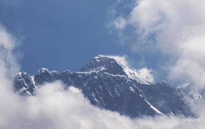 Названа новая высота Эвереста - korrespondent.net - Китай - Непал