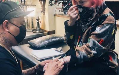 Гай Ричи - Мадонна сделала первую татуировку - korrespondent.net