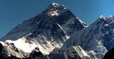 Высота Эвереста изменилась: после десятилетней споры Китай и Непал пришли к согласию в размерах - tsn.ua - Пекин - Непал - Катманду