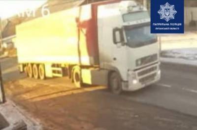 В Кременной грузовик насмерть сбил пешехода и покинул место ДТП - vchaspik.ua - Кременная
