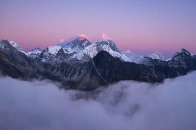 Эверест в 2020 году стал выше - news.bigmir.net - Непал - Катманду