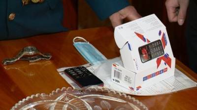 В Пензе ветеранам стали дарить телефоны со специальными тарифами - penzainform.ru - Пенза