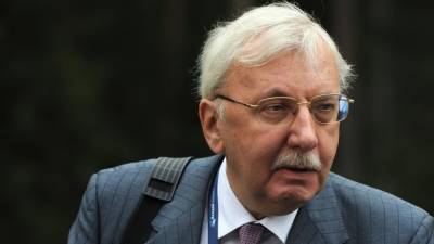 Михаил Ефремов - Виталий Третьяков - Политолог Третьяков объяснил, почему российская богема «спасает» Ефремова - riafan.ru