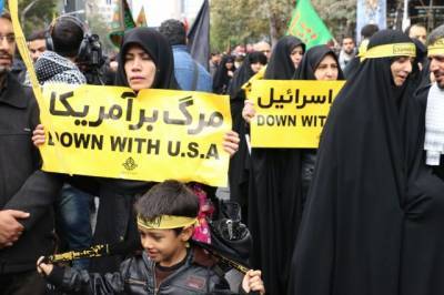 Аббас Мусави - Джордж Флойд - В МИД Ирана заявили, что США «встанут на колени» перед Тегераном - aif.ru - США - Вашингтон - Иран - Тегеран