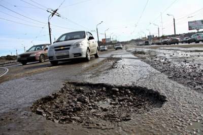 Радий Хабиров - Власти Башкирии объяснили, откуда ямы на дорогах - news102.ru - Башкирия