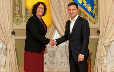 Мелинда Симмонс - Новый статус Украины признает весомый вклад в НАТО, - посол Великобритании - rbc.ua - Украина - Англия