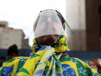 Бразилия вышла на второе место в мире по количеству жертв коронавируса - unn.com.ua - Киев - Англия - Бразилия - Сан-Паулу