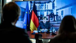 Ангела Меркель - Адан Гебреисус - "Вроде контакт есть, а пивка не попьешь". Как работают дипломаты в условиях пандемии - bbc.com - Германия
