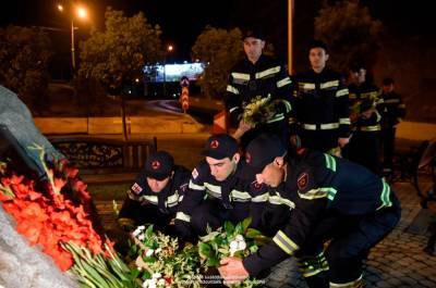 В Тбилиси пожарные-спасатели почтили память жертв наводнения 13 июня 2015 года - newsgeorgia.ge - Грузия - Тбилиси