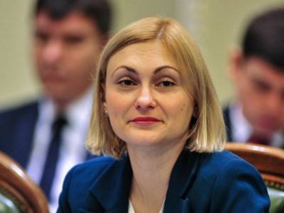 Владимир Зеленский - Евгения Кравчук - Рада рассмотрит законопроект о референдуме осенью – нардеп - 24news.com.ua - Украина