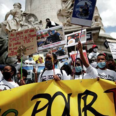 В Париже началась масштабная акция протеста против полицейского произвола - radiomayak.ru - США - Париж - По