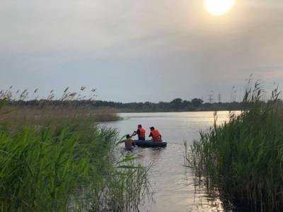 На Луганщине мужчина утонул вместе с ребенком - golos.ua - Украина - Луганская обл. - Северодонецк - Гсчс
