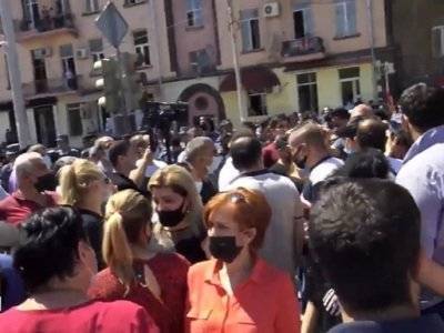 Полиция Армении: От здания СНБ подвергли приводу 91 гражданина - news.am - Армения - с. Новость
