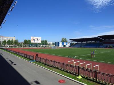 На стадионе Уралвагонзавода начали ремонтировать большое футбольное поле - nakanune.ru