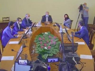 Андраник Кочарян - Заседание парламентской Комиссии по обороне и безопасности не удалось провести из-за COVID-19 и Царукяна - news.am - Армения