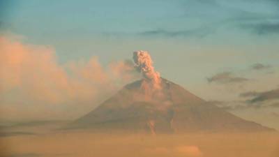 Активный вулкан Сангай не дает покоя жителям Эквадора. - riafan.ru - Эквадор - Сантьяго - Кито - Гуаякиль