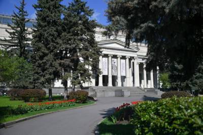 Александр Кибовский - В Москве хотят отложить назначенный на 21 июня день бесплатного посещения музеев - m24.ru - Москва