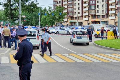 Очевидцы рассказали, как начиналась стрельба на западе Москвы - vm.ru - Москва