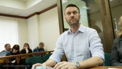 Алексей Навальный - СМИ: Прокуратура признала законность дела о клевете против блогера Навального - newinform.com