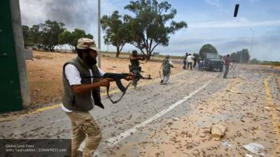 Пытки и изнасилование ливийца боевиками ПНС попали на видео - politros.com - Египет - Ливия