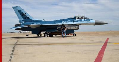 В США истребитель F-16 перекрасили в цвета российского Су-57 - profile.ru - США - Юта