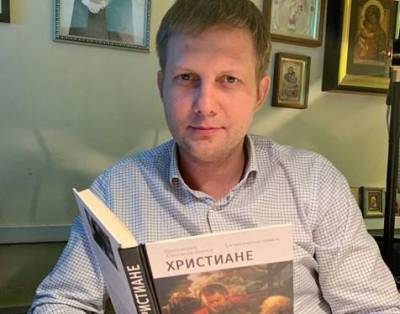 Борис Корчевников - Друг рассказал о тайной свадьбе ведущего Бориса Корчевникова - actualnews.org - Россия - Франция
