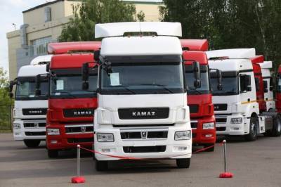 Рынок новых грузовых автомобилей в мае снизился на 13% - autostat.ru - Камаз