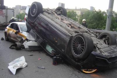 Более 140 аварий произошло на дорогах Москвы на прошлой неделе - vm.ru - Москва - Госавтоинспекция