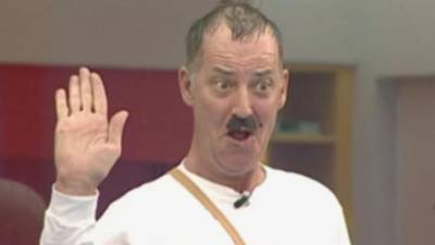 Адольф Гитлер - Деннис Родман - Британцы раскритиковали популярное шоу из-за пародии на Гитлера - piter.tv