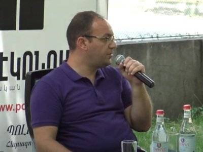 Арсен Бабаян - Правозащитник: Комендатура Армении не может ограничивать права человека - news.am - Армения