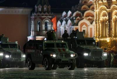 Первая ночная репетиция парада Победы прошла на Красной площади - m24.ru - Россия