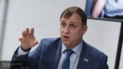 Дмитрий Чернейко - Вострецов заявил о необходимости законопроекта по регулированию работы "удаленщиков" - newinform.com - Санкт-Петербург