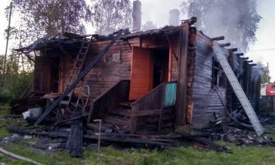 Появились фото с места страшного пожара в Карелии, на котором погиб человек - gubdaily.ru - Карелия - район Пудожский