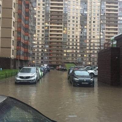 Мощный грозовой фронт накрыл Петербург накануне вечером - radiomayak.ru - Санкт-Петербург
