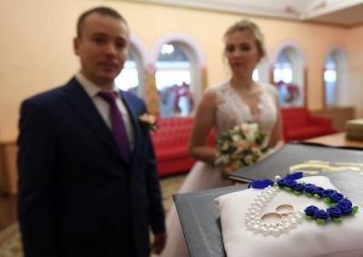 Анастасий Раков - ЗАГСы возобновят регистрации брака в торжественной обстановке с 23 июня - interfax-russia.ru - Москва