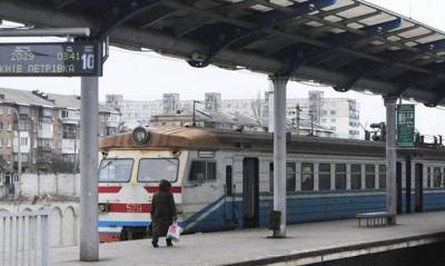 «Укрзализныця» возобновила курсирование еще 50 пригородных поездов - capital.ua - Украина