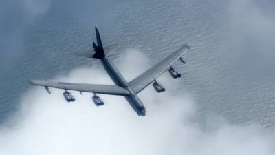 Видео: Истребители ВКС перехватили американские бомбардировщики B-52 над Охотским морем - anna-news.info - Россия - США