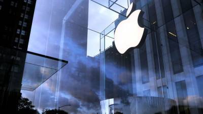 Джонс Хопкинс - Bloomberg: Apple снова закроет магазины в США из-за коронавируса - gazeta.ru - США - шт. Южная Каролина - шт.Флорида - шт. Аризона - шт.Северная Каролина - Ухань