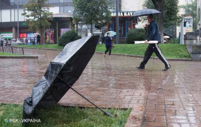 Грозы, град и шквальный ветер: в Украине предупредили об ухудшении погоды - rbc.ua - Украина