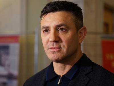 Николай Тищенко - Роксана Руно - Депутат Тищенко оконфузился в прямом эфире из-за простого вопроса о Раде - golos.ua - Украина