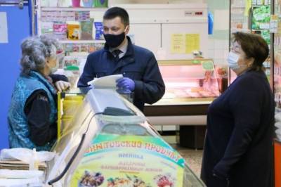 Андрей Акимов - За отсутствие масок продолжают штрафовать продавцов в Хабаровске - hab.aif.ru - Хабаровск