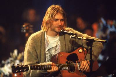 Курт Кобейн - Гитару солиста группы Nirvana продали за $6 миллионов - newsone.ua - Украина