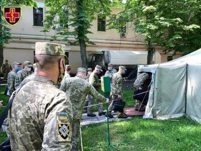 В ВСУ за сутки зарегистрировано восемь новых случаев COVID-19 - gordonua.com - Украина - Львовская обл.